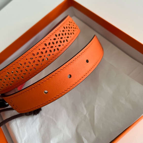 Hermes Reversible Belt - New, Never Worn Orange and Rose Jaipur - Picture 3 of 13